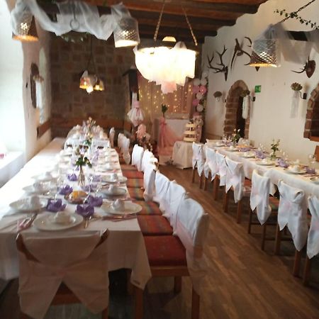 Hotel Zur Schmiede Heiningen Εξωτερικό φωτογραφία
