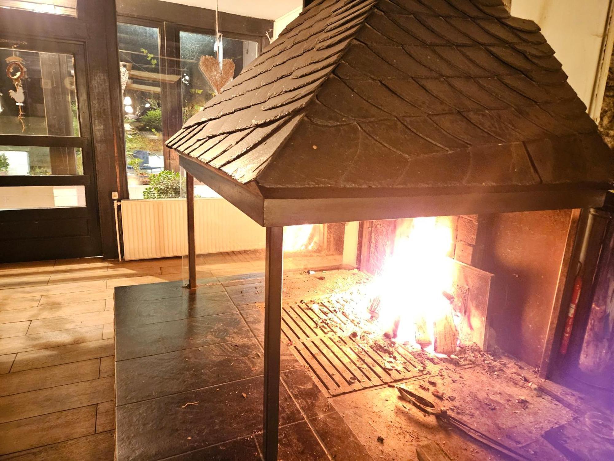 Hotel Zur Schmiede Heiningen Εξωτερικό φωτογραφία